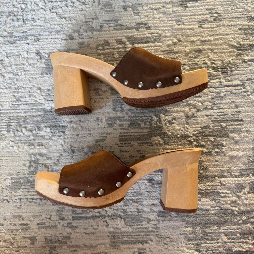 Vintage Y2K brown studded Leather Platform Wood Clog chunky Mules 6.5 boho indie